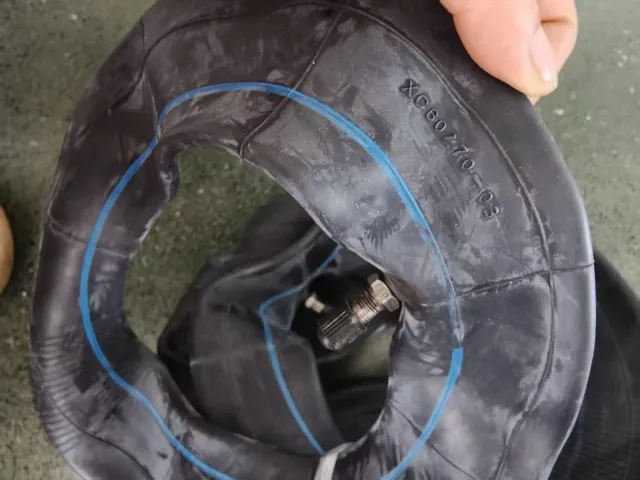 Drivetron DT01 chambre à air trottinette pneu tubeless